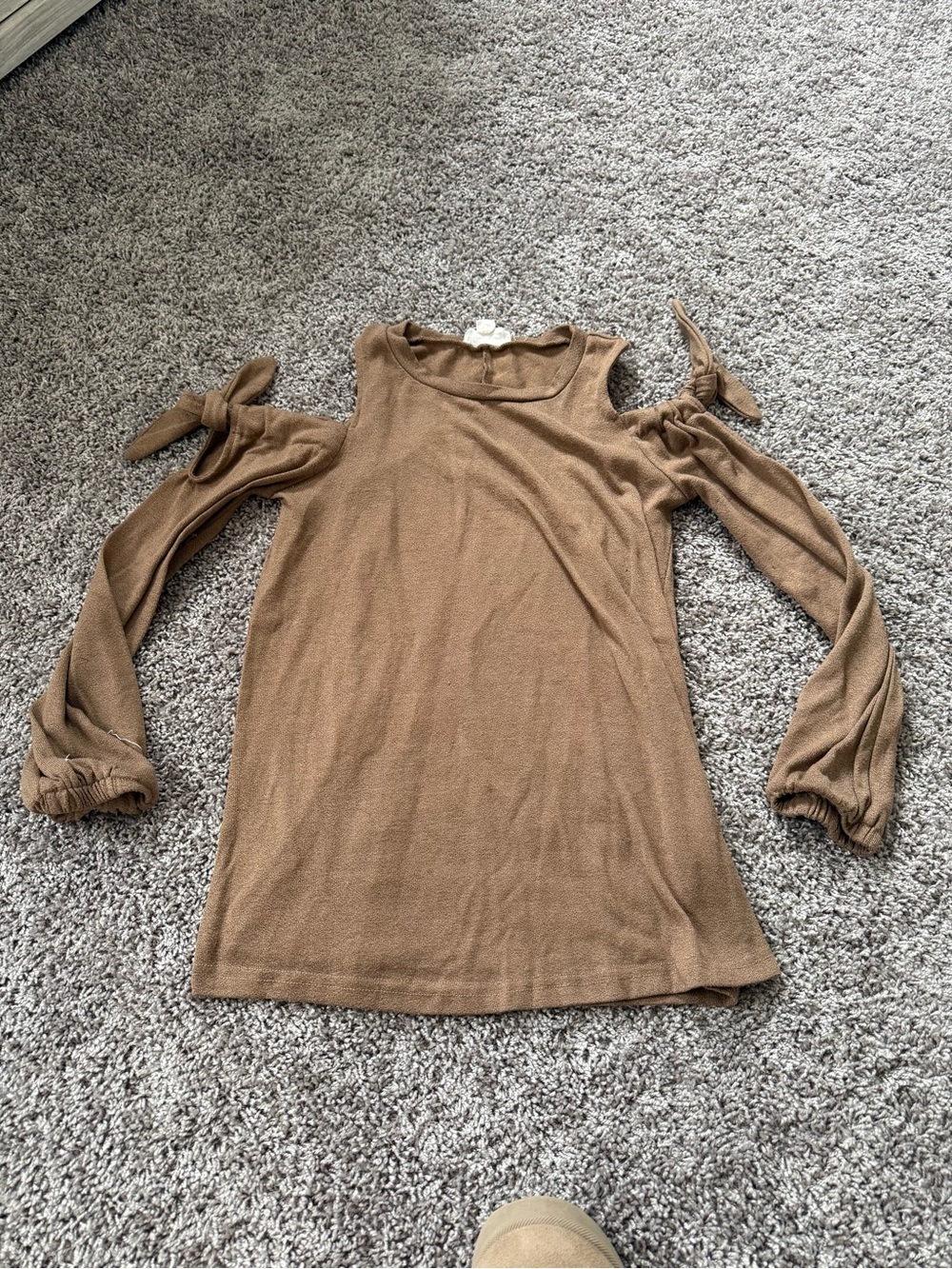 Cold-Shoulder Tie-Sleeve Women’s Top